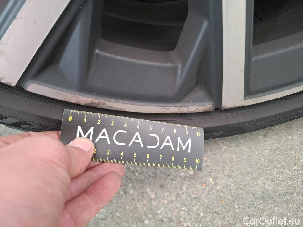  Bmw  Serie 1 Série 1 Berline 128 ti Edition M Sport Pro #28