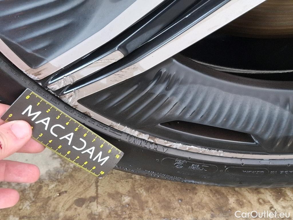  Mercedes  EQE MERCEDES-BENZ  / 2022 / 4P / Berline  350 AMG Line #39