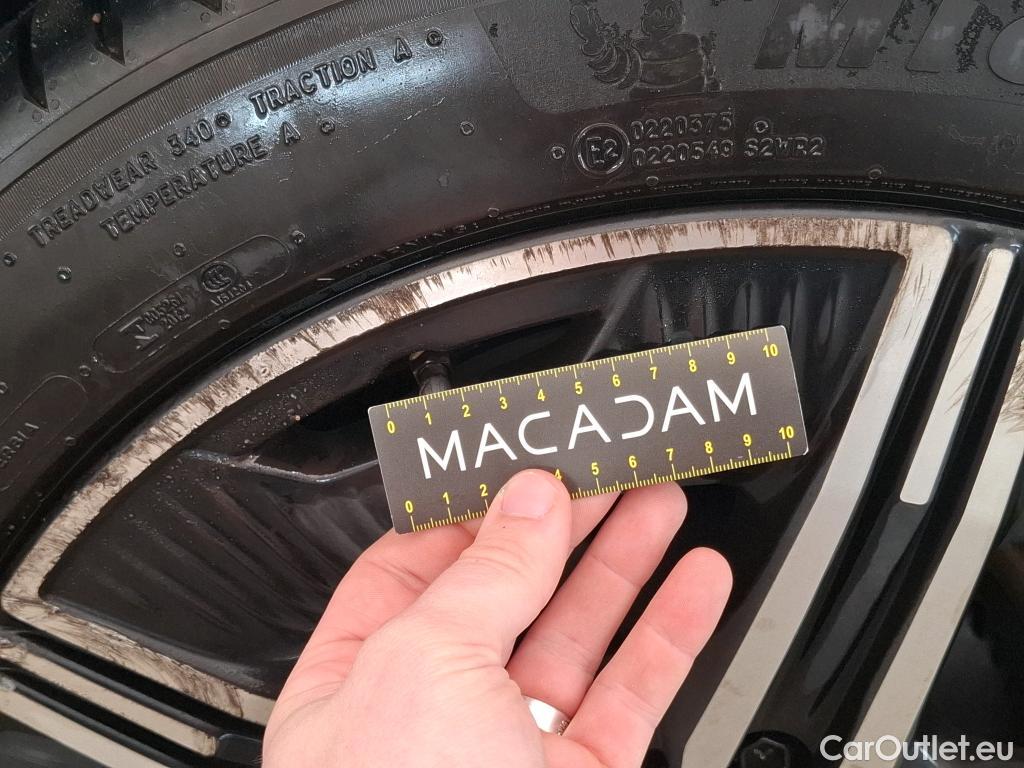  Mercedes  EQE MERCEDES-BENZ  / 2022 / 4P / Berline  350 AMG Line #42