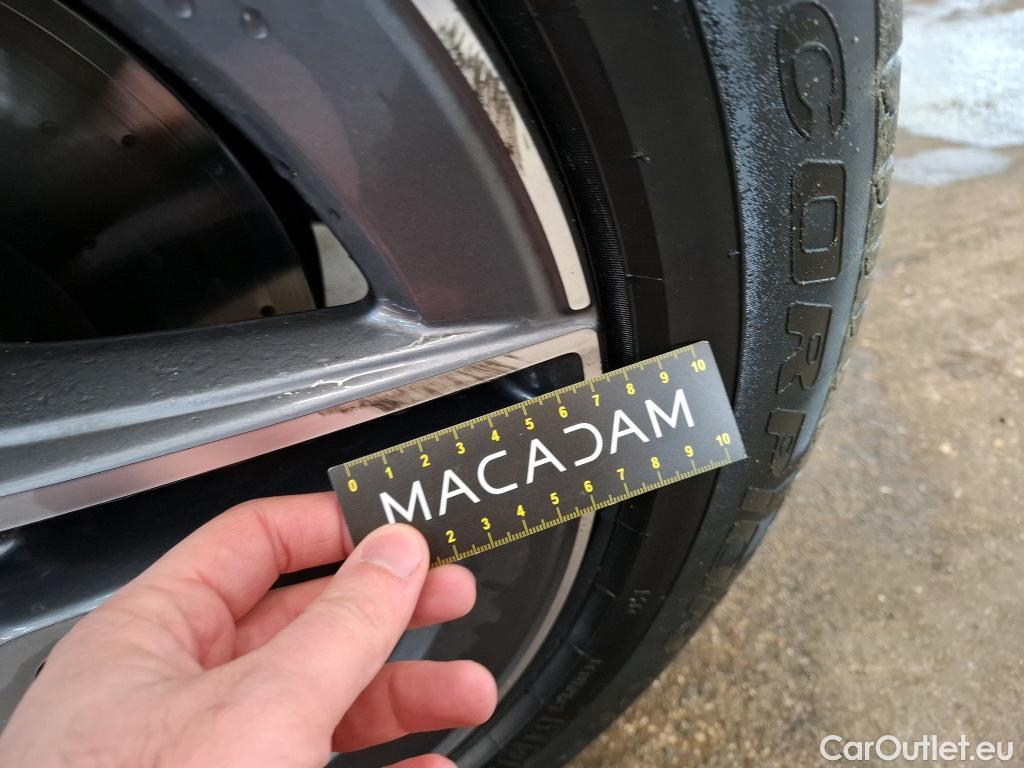  Mercedes  G-Klasee MERCEDES-BENZ GLC Coupe / 2019 / 5P / Coupé GLC 300 e Business Line 4Matic #7