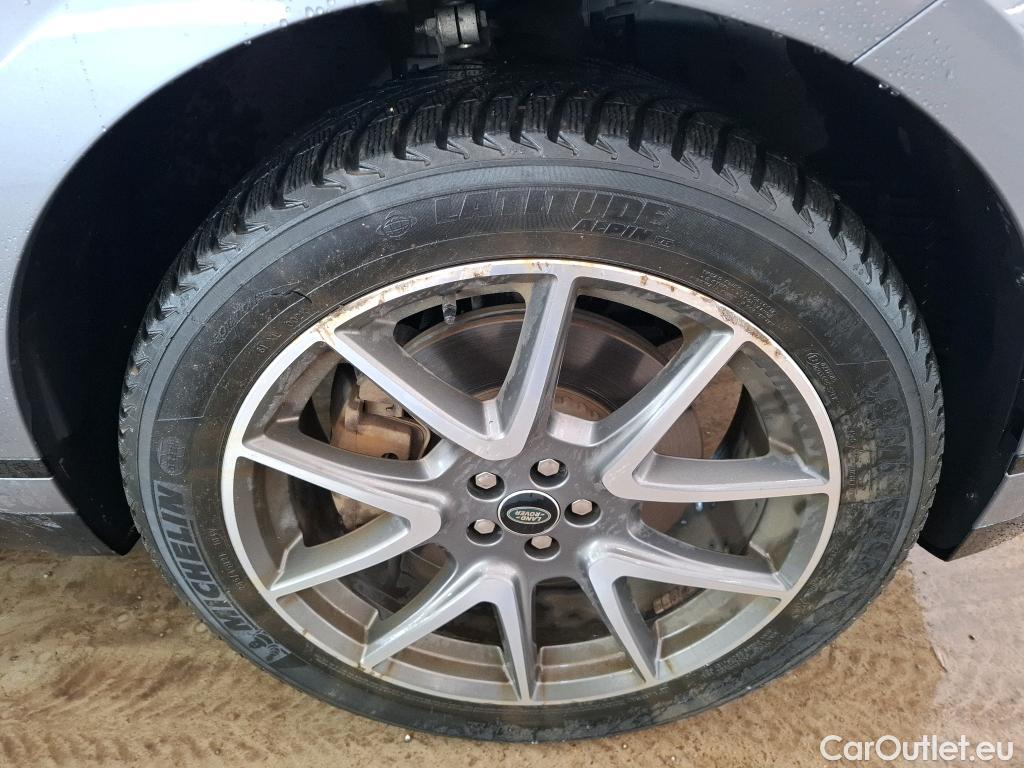  Land Rover  Range Rover LAND ROVER  Velar / 2017 / 5P / SUV 2.0 P400e PHEV BVA R-Dynamic SE #32