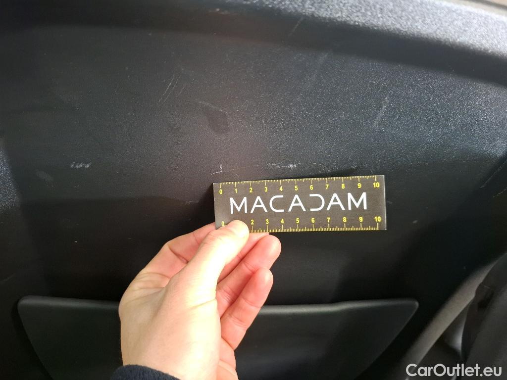  Land Rover  Range Rover LAND ROVER  Velar / 2017 / 5P / SUV 2.0 P400e PHEV BVA R-Dynamic SE #39