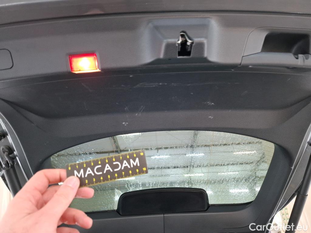  Mercedes  G-Klasee MERCEDES-BENZ GLC Coupe / 2019 / 5P / Coupé GLC 300 e Business Line 4Matic #12