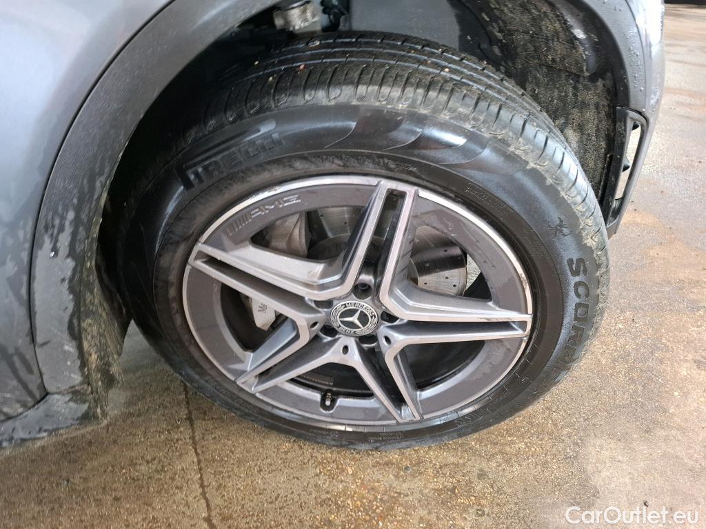  Mercedes  G-Klasee MERCEDES-BENZ GLC Coupe / 2019 / 5P / Coupé GLC 300 e Business Line 4Matic #4