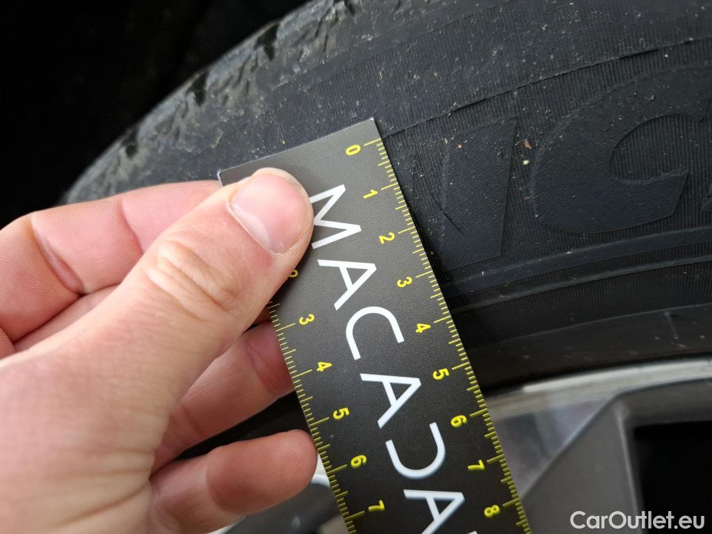  Mercedes  G-Klasee GLE / 2019 / 5P / SUV GLE 350 e 4MATIC Avantgarde Line #3