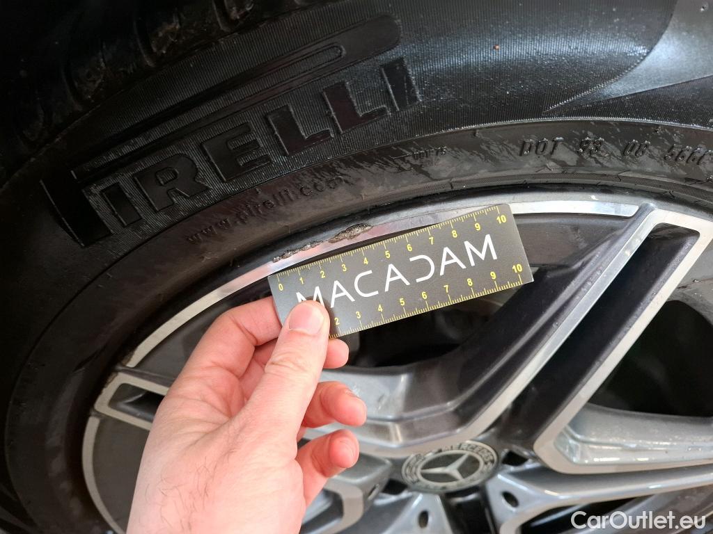  Mercedes  G-Klasee MERCEDES-BENZ GLC Coupe / 2019 / 5P / Coupé GLC 300 e Business Line 4Matic #6