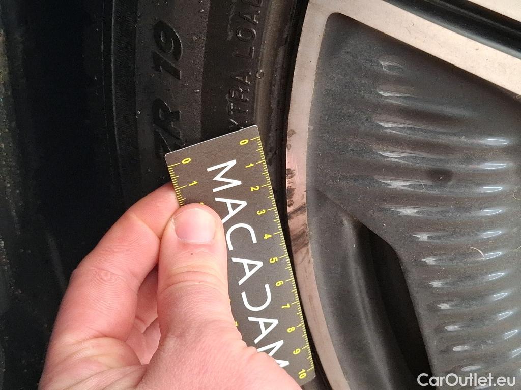  Mercedes  EQE MERCEDES-BENZ  / 2022 / 4P / Berline  350 AMG Line #36