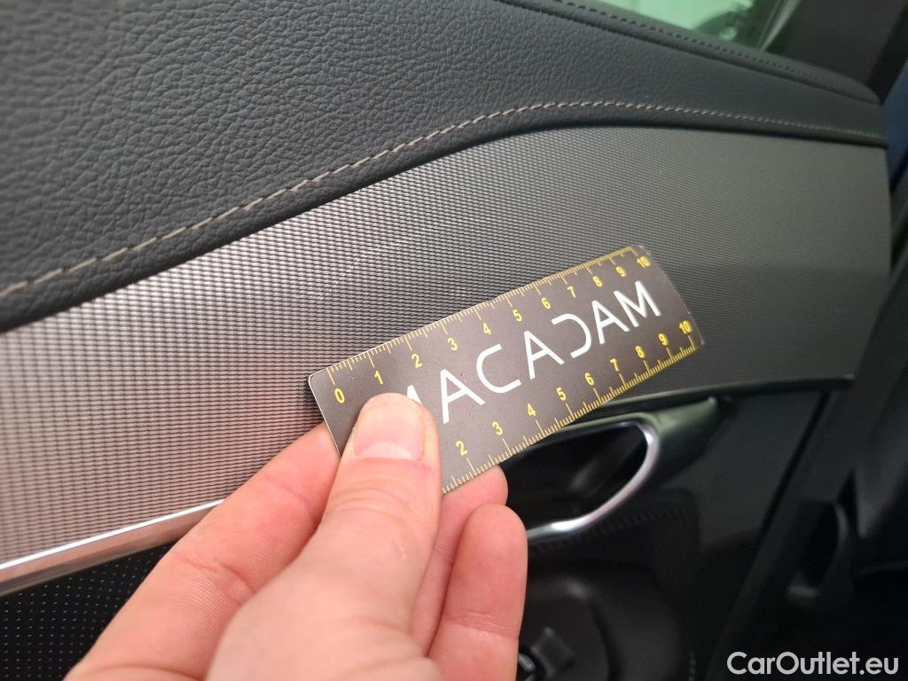  Volvo  XC90 VOLVO  / 2019 / 5P / SUV Recharge T8 AWD GT 8 Ultimate Dark #17