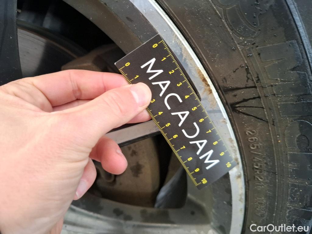  Land Rover  Range Rover LAND ROVER  Velar / 2017 / 5P / SUV 2.0 P400e PHEV BVA R-Dynamic SE #24