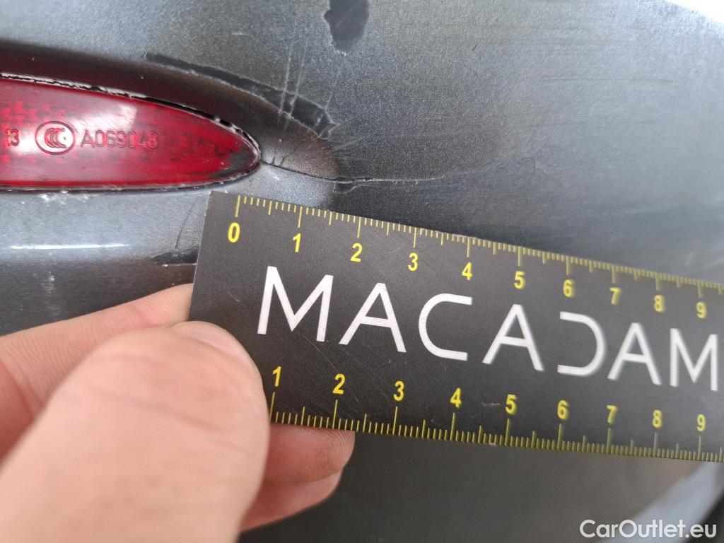  Mercedes  G-Klasee MERCEDES-BENZ GLC Coupe / 2019 / 5P / Coupé GLC 300 e AMG Line 4Matic #3