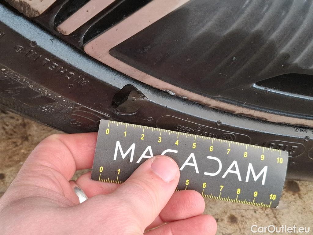  Mercedes  EQE MERCEDES-BENZ  / 2022 / 4P / Berline  350 AMG Line #13