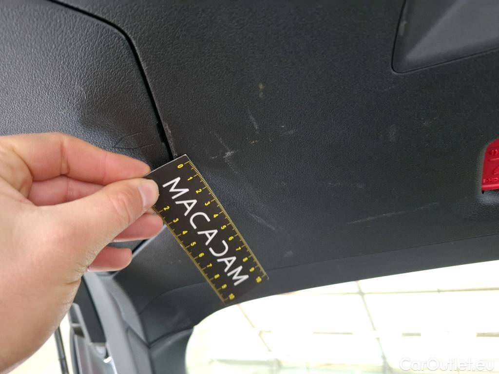  Bmw  Serie 1 BMW Série 1 / 2019 / 5P / Berline 116d DKG7 Business Design #8