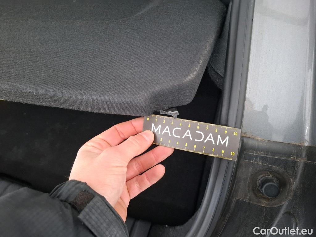  Bmw  Serie 1 BMW Série 1 / 2019 / 5P / Berline 116d DKG7 Business Design #13