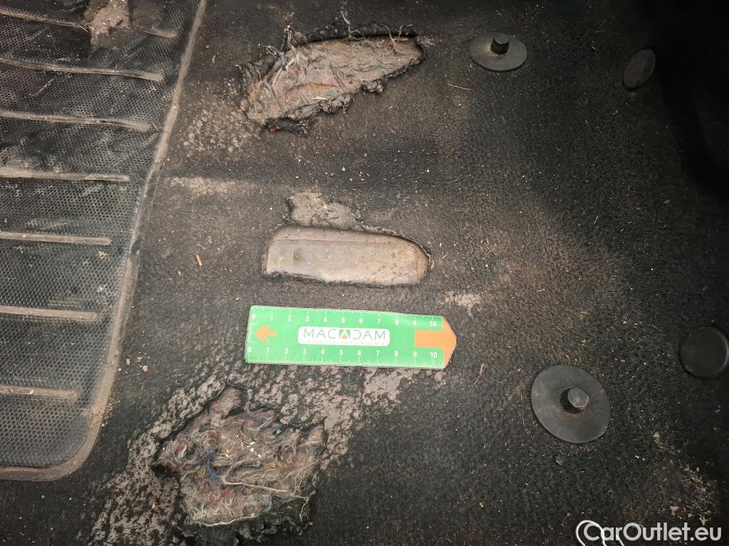  Citroen  C1  FEEL 1.0 70CV BVM5 E6 #4