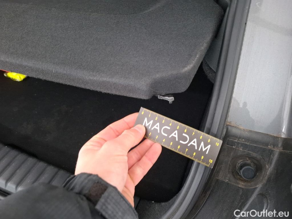  Bmw  Serie 1 BMW Série 1 / 2019 / 5P / Berline 116d DKG7 Business Design #10