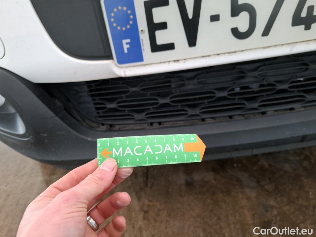  Citroen  C3  Société Feel 1.2 PureTech 80CV BVM5 E6 #8