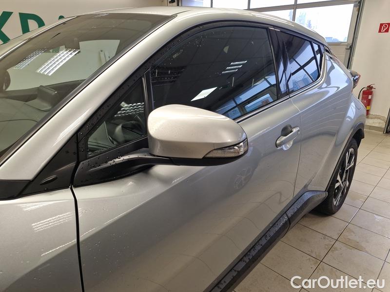  Toyota  C-HR  (2017)  1.8HEV 122 AT Style #6