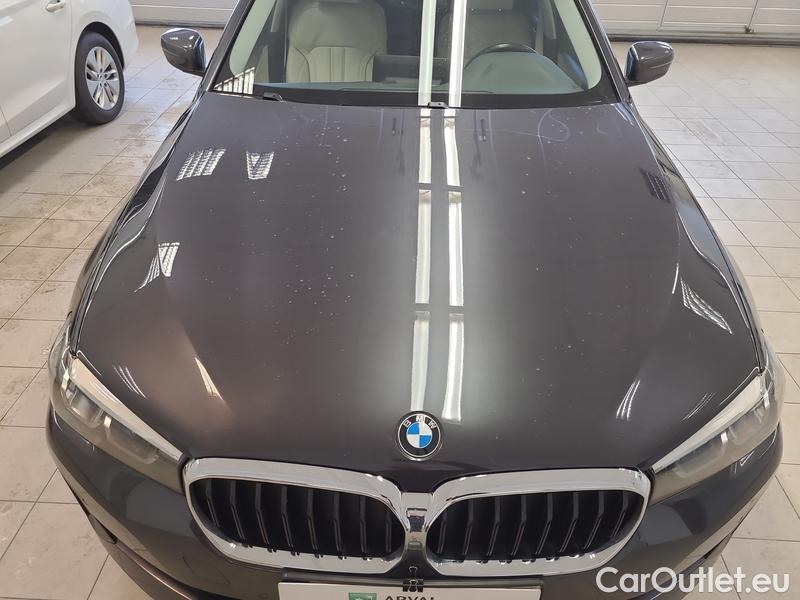  Bmw  Serie 5  Lim. (G30)  (2016->) 520d xDrive AT #1