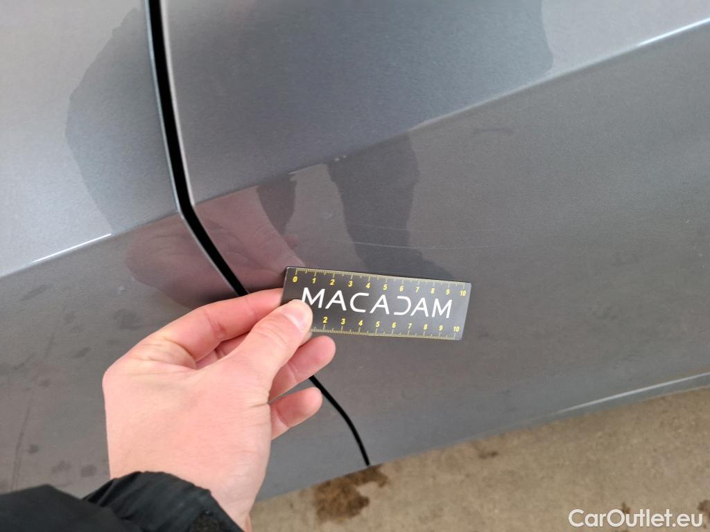  Bmw  Serie 1 BMW Série 1 / 2019 / 5P / Berline 116d DKG7 Business Design #20