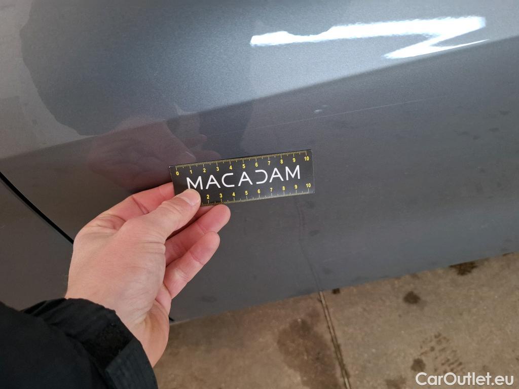  Bmw  Serie 1 BMW Série 1 / 2019 / 5P / Berline 116d DKG7 Business Design #18