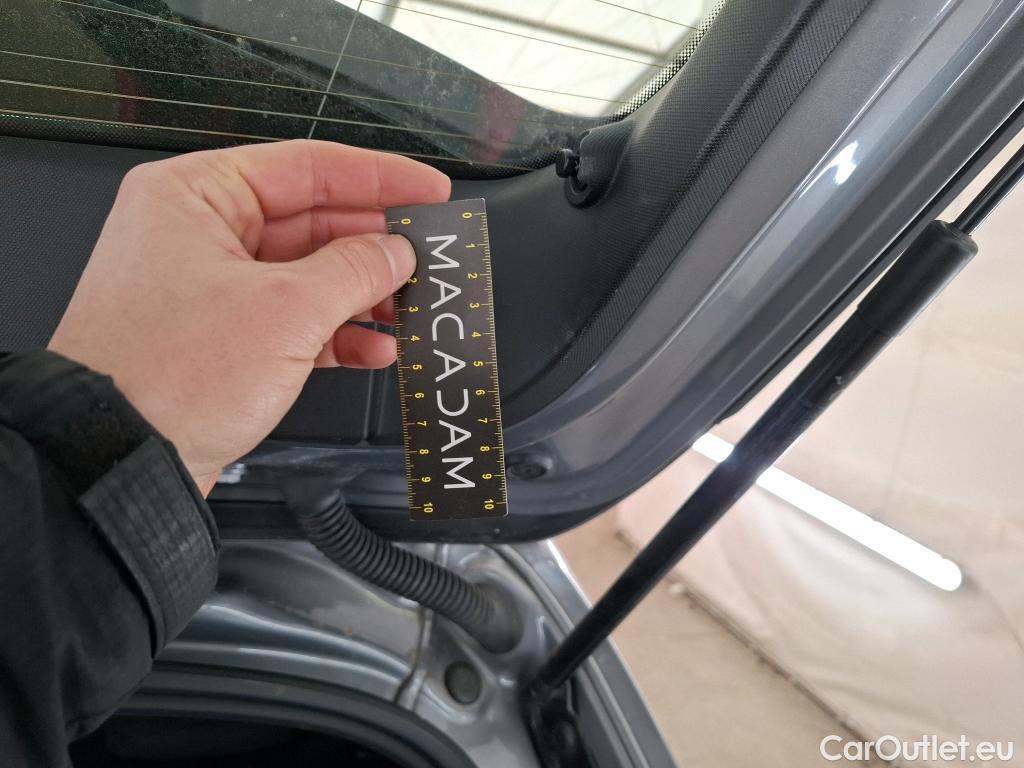  Bmw  Serie 1 BMW Série 1 / 2019 / 5P / Berline 116d DKG7 Business Design #11