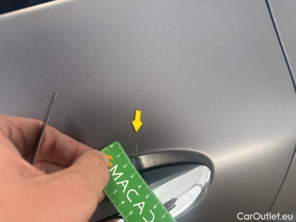  Mercedes  GLA MERCEDES-BENZ  / 2020 / 5P / SUV  250 e BUSINESS LINE DCT #34