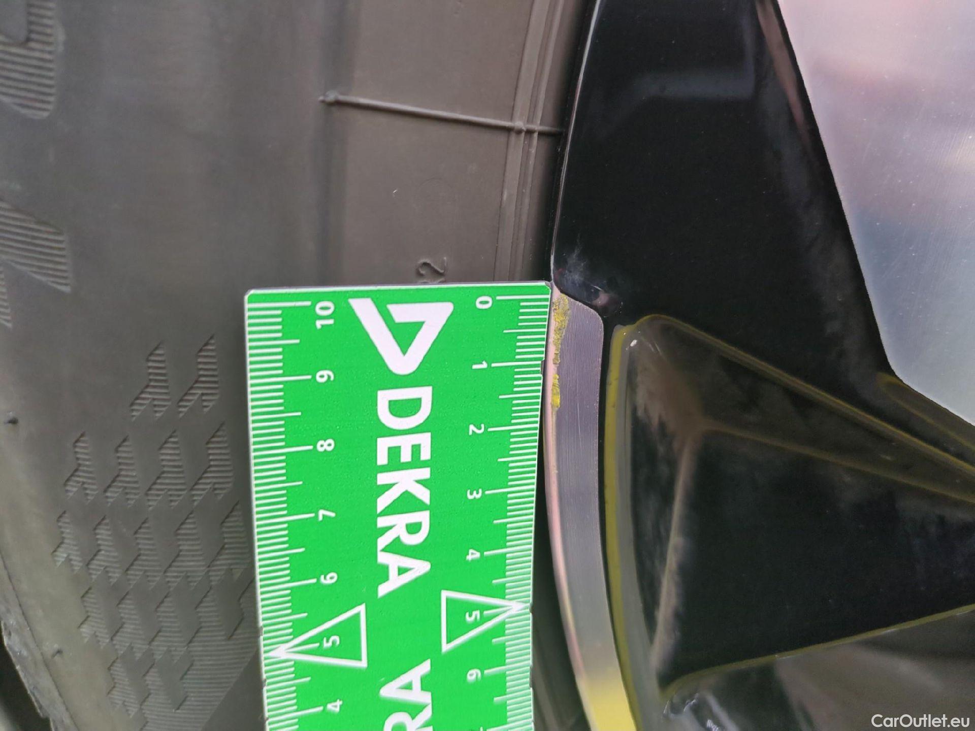  Nissan  Juke NISSAN  / 2019 / 5P / Crossover Hybrid 143 Business+ COMMITMENT DEAL LOT 700 #1