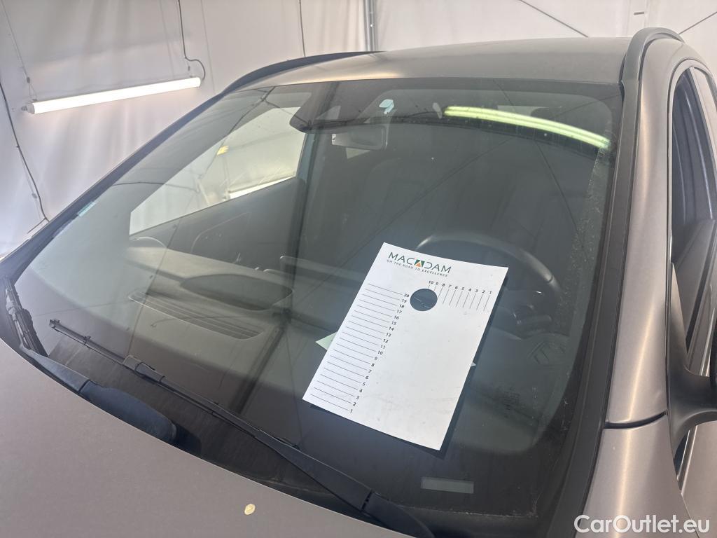  Mercedes  GLA MERCEDES-BENZ  / 2020 / 5P / SUV  250 e BUSINESS LINE DCT #1