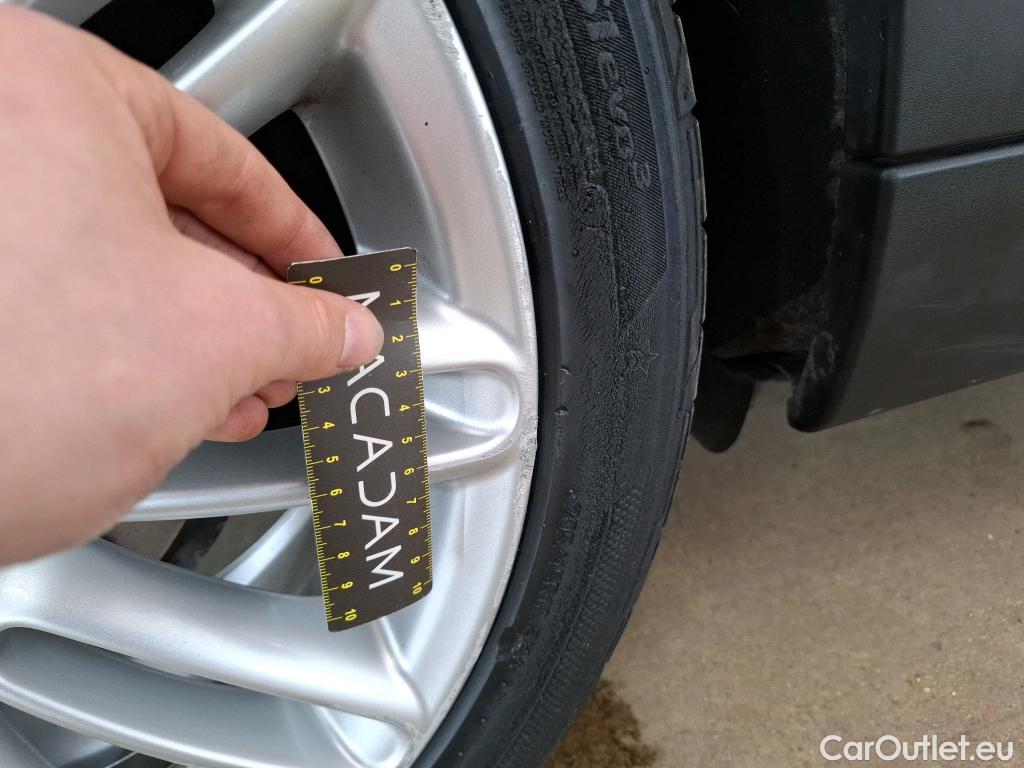  Mini  Mini   / 2014 / 3P / Berline Cooper SE Finition Greenwich 184 ch BVA #50