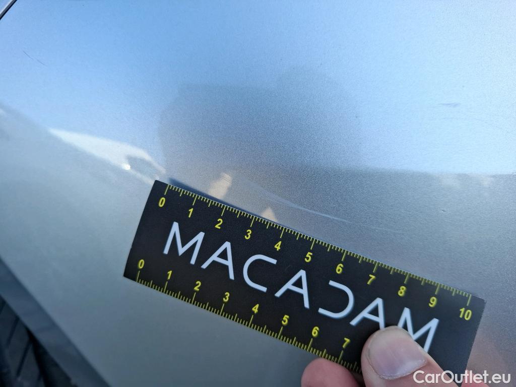  Nissan  Micra NISSAN  / 2016 / 5P / Berline IG-T 92 Business Edition #4