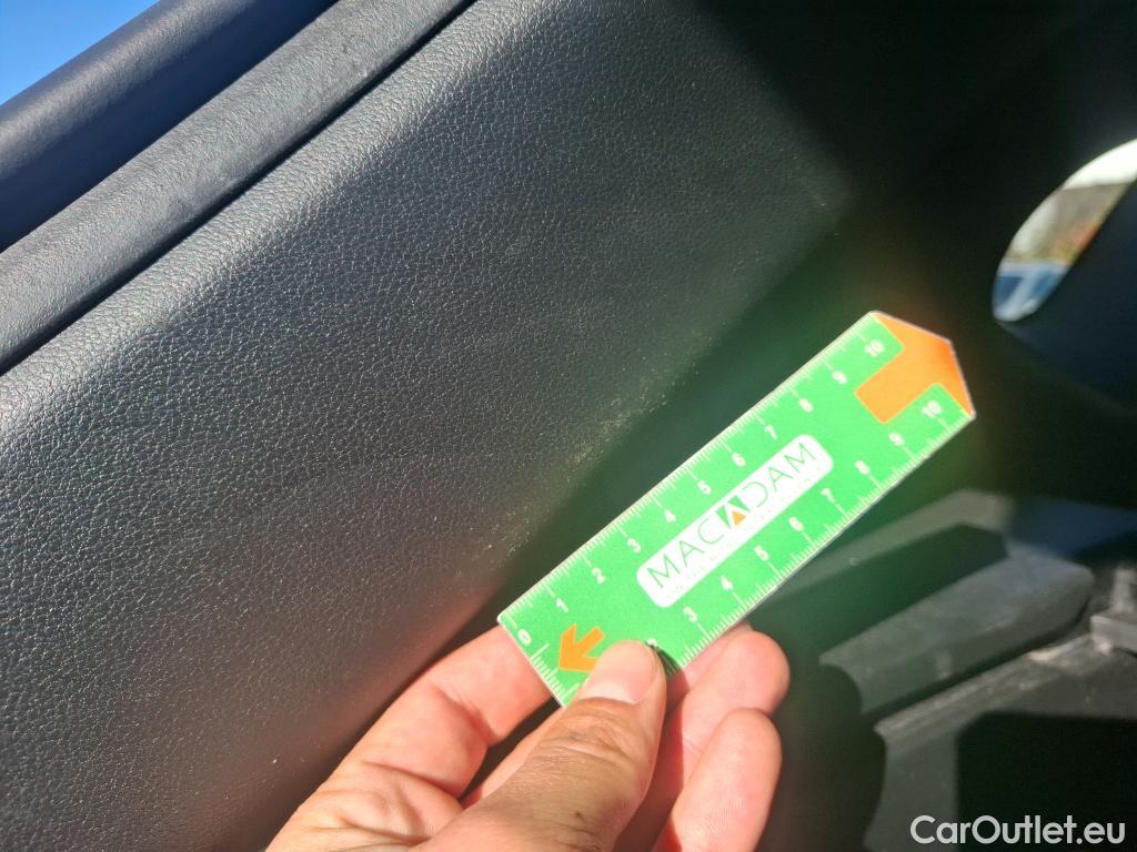  Hyundai  Tucson HYUNDAI  / 2020 / 5P / SUV 1.6 PHEV 265 HTRAC BUSINESS 4WD AUTO #37