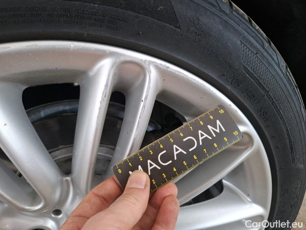  Mini  Mini   / 2014 / 3P / Berline Cooper SE Finition Greenwich 184 ch BVA #32