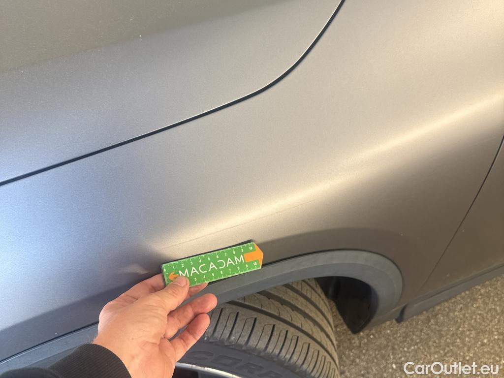  Mercedes  GLA MERCEDES-BENZ  / 2020 / 5P / SUV  250 e BUSINESS LINE DCT #30