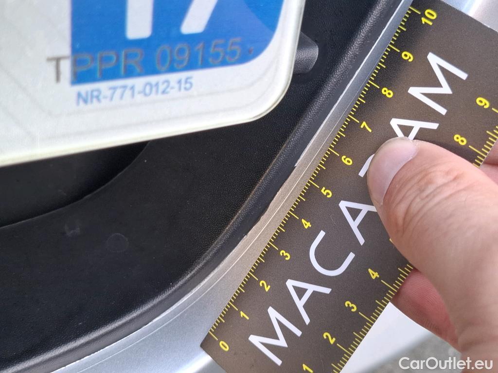  Nissan  Micra NISSAN  / 2016 / 5P / Berline IG-T 92 Business Edition #7