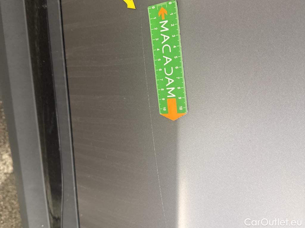  Mercedes  GLA MERCEDES-BENZ  / 2020 / 5P / SUV  250 e BUSINESS LINE DCT #5