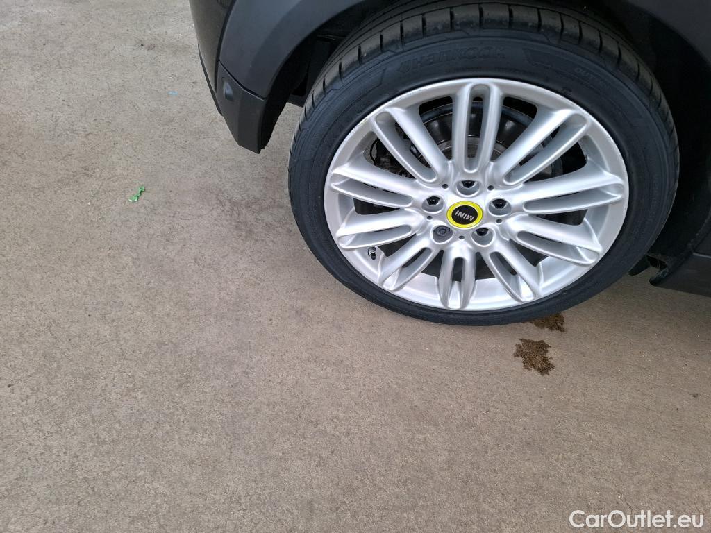  Mini  Mini   / 2014 / 3P / Berline Cooper SE Finition Greenwich 184 ch BVA #17