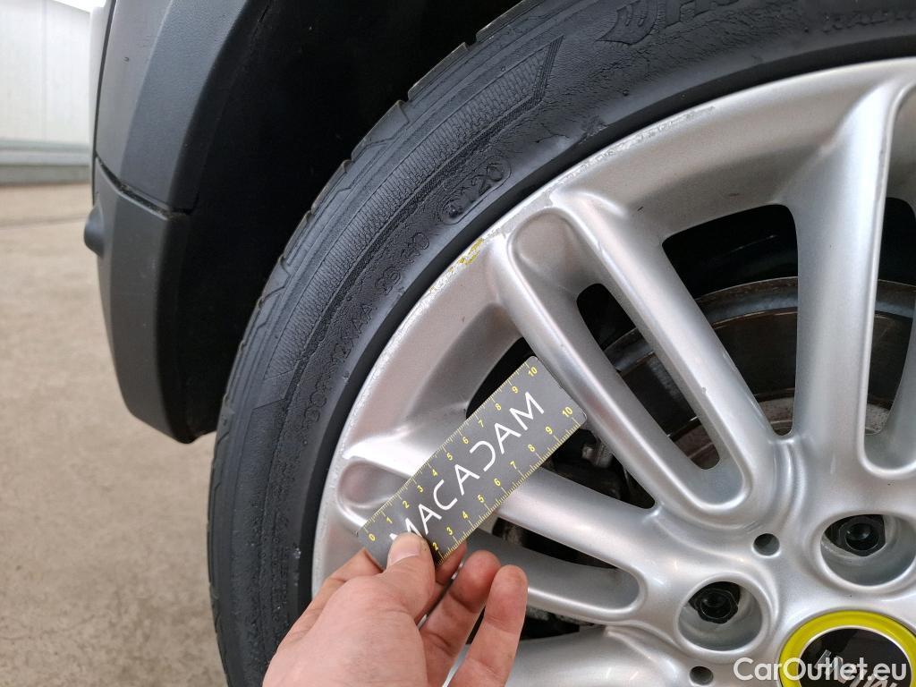  Mini  Mini   / 2014 / 3P / Berline Cooper SE Finition Greenwich 184 ch BVA #53