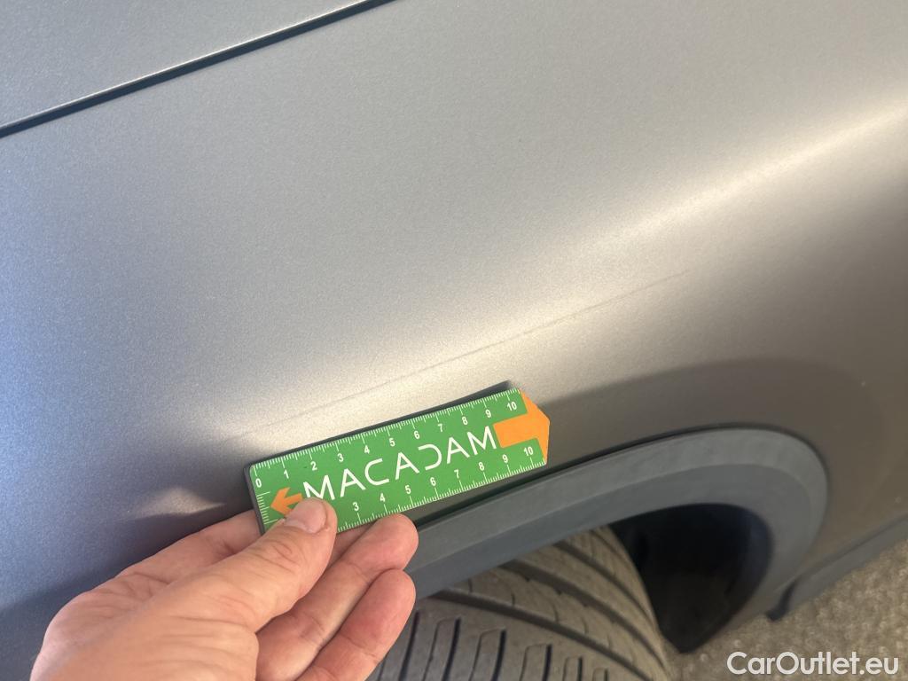  Mercedes  GLA MERCEDES-BENZ  / 2020 / 5P / SUV  250 e BUSINESS LINE DCT #31