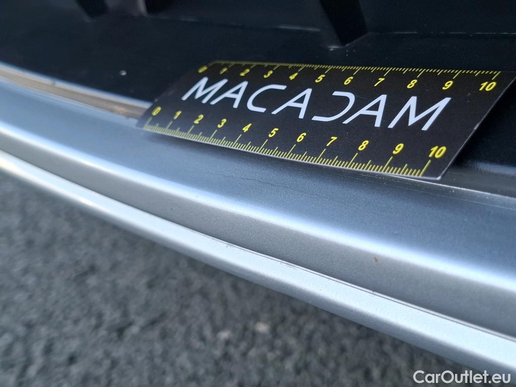  Nissan  Micra NISSAN  / 2016 / 5P / Berline IG-T 92 Business Edition #9