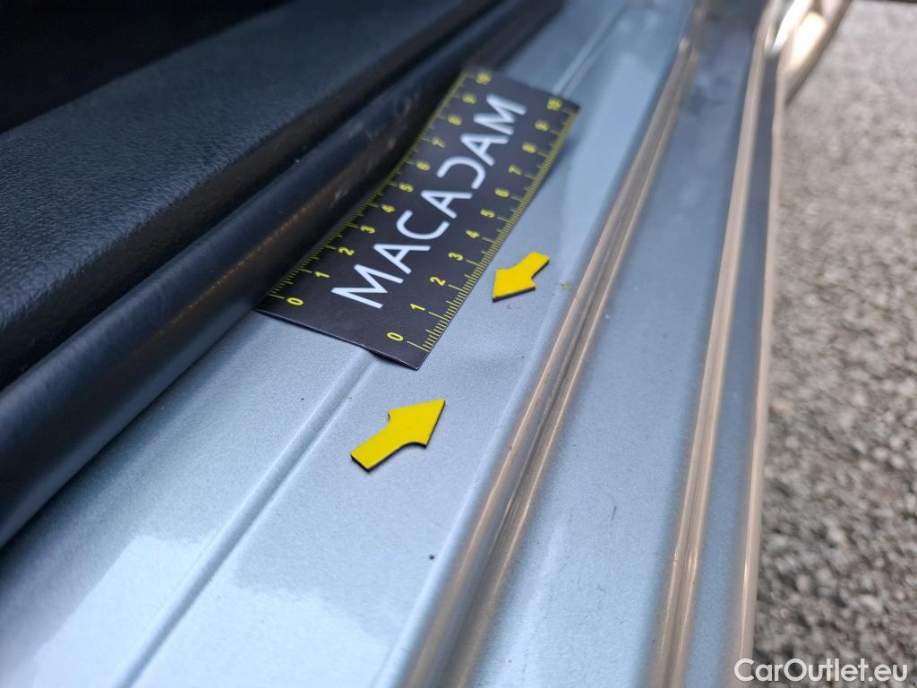  Nissan  Micra NISSAN  / 2016 / 5P / Berline IG-T 92 Business Edition #16