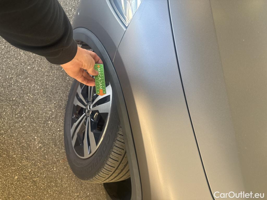  Mercedes  GLA MERCEDES-BENZ  / 2020 / 5P / SUV  250 e BUSINESS LINE DCT #27