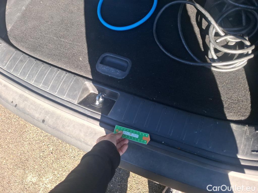  Hyundai  Tucson HYUNDAI  / 2020 / 5P / SUV 1.6 PHEV 265 HTRAC BUSINESS 4WD AUTO #34