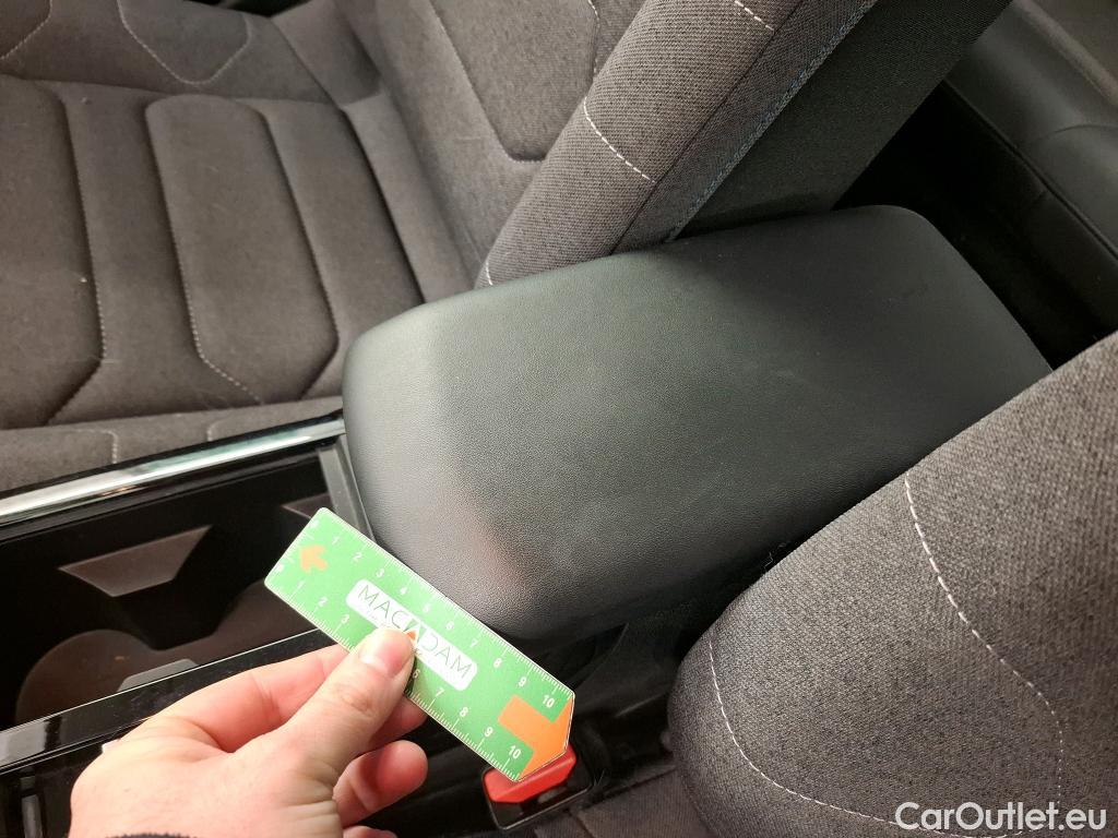  Citroen  C4 CITROEN  X / 2022 / 4P / Berline PureTech 130 S&S EAT8 Feel Pack #17