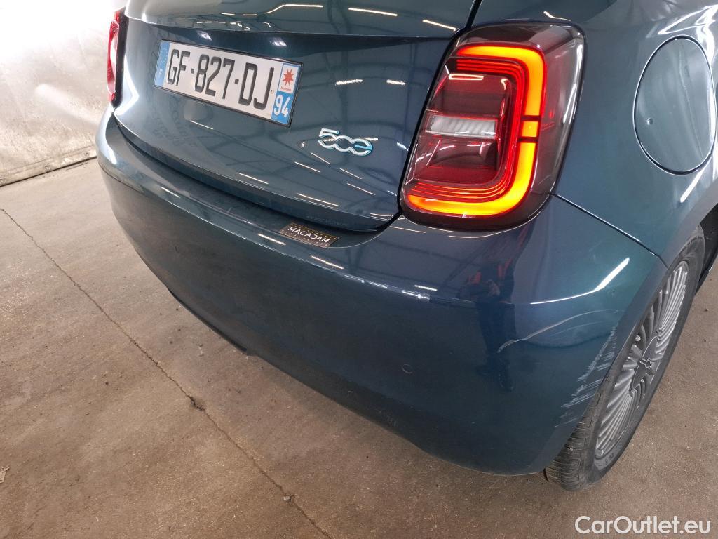  Fiat  500 FIAT   2020  3P Berline 42kWh Icone #11