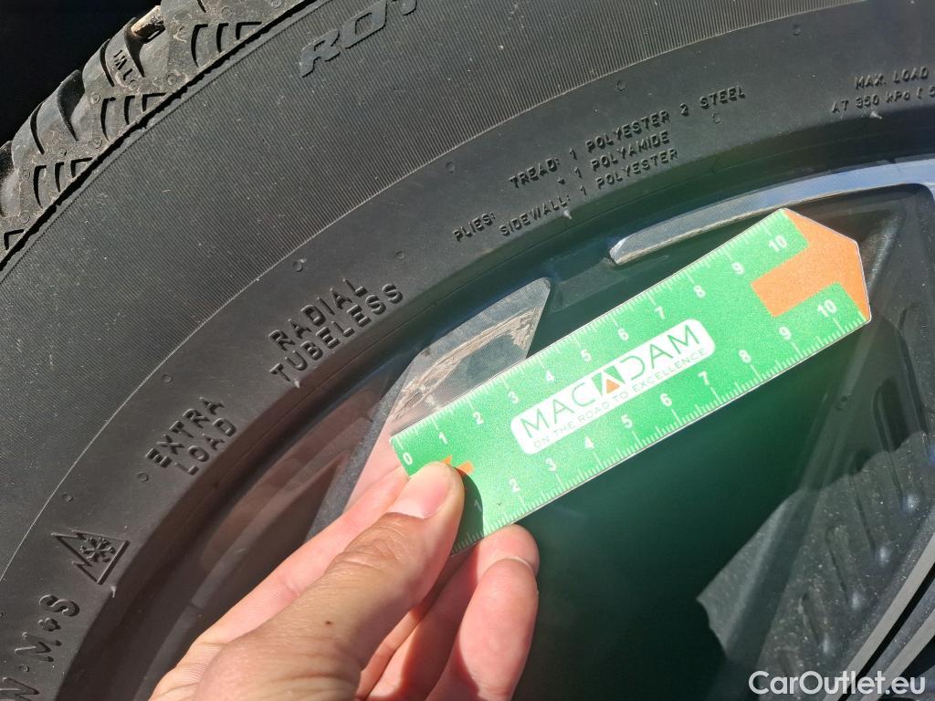  Hyundai  Tucson HYUNDAI  / 2020 / 5P / SUV 1.6 PHEV 265 HTRAC BUSINESS 4WD AUTO #27