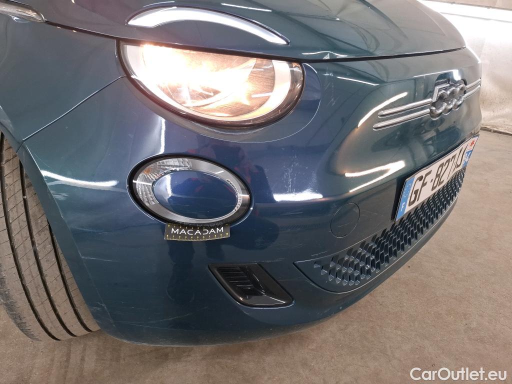  Fiat  500 FIAT   2020  3P Berline 42kWh Icone #9