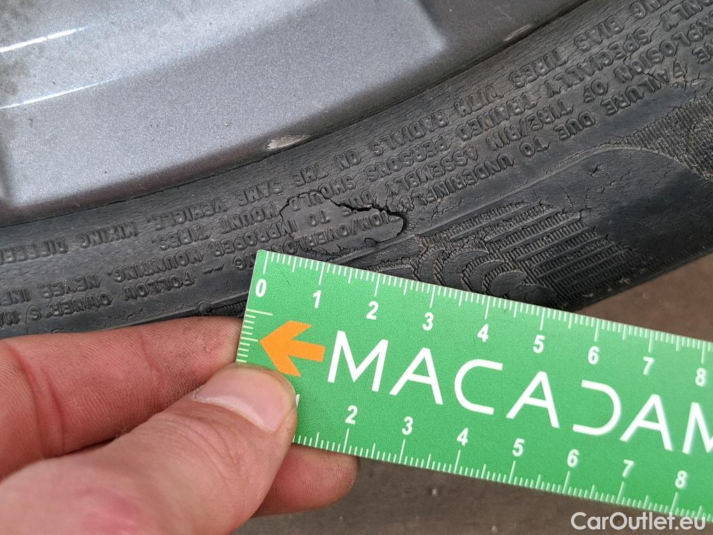  Peugeot  208  (e-) Allure Business 50kWh BVA #12