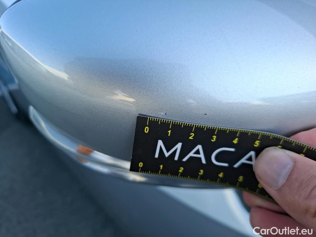  Nissan  Micra NISSAN  / 2016 / 5P / Berline IG-T 92 Business Edition #35