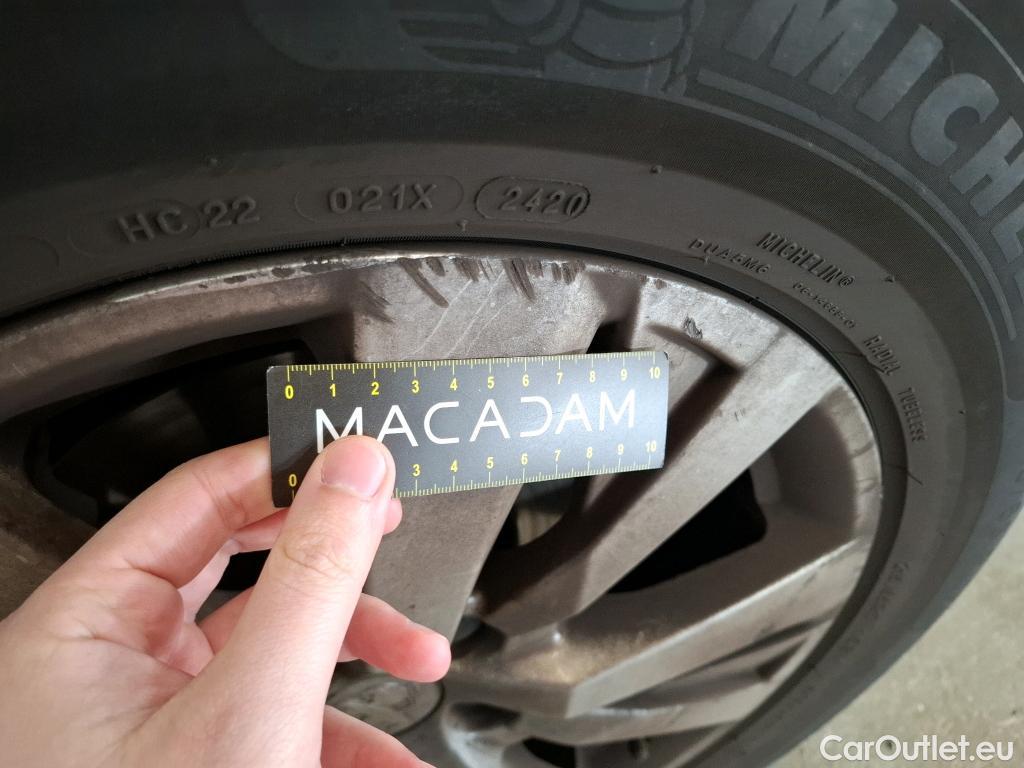  Peugeot  3008  Active Business 1.5 HDi 130CV BVA8 E6d #22