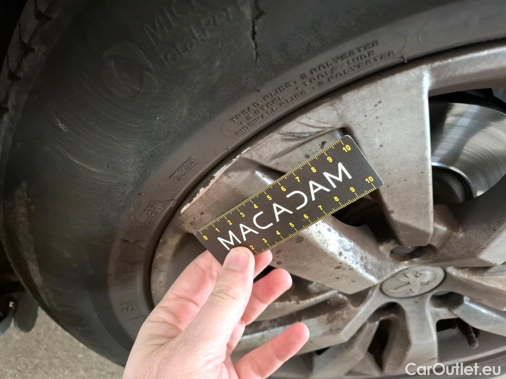  Peugeot  3008  Active Business 1.5 HDi 130CV BVA8 E6d #21